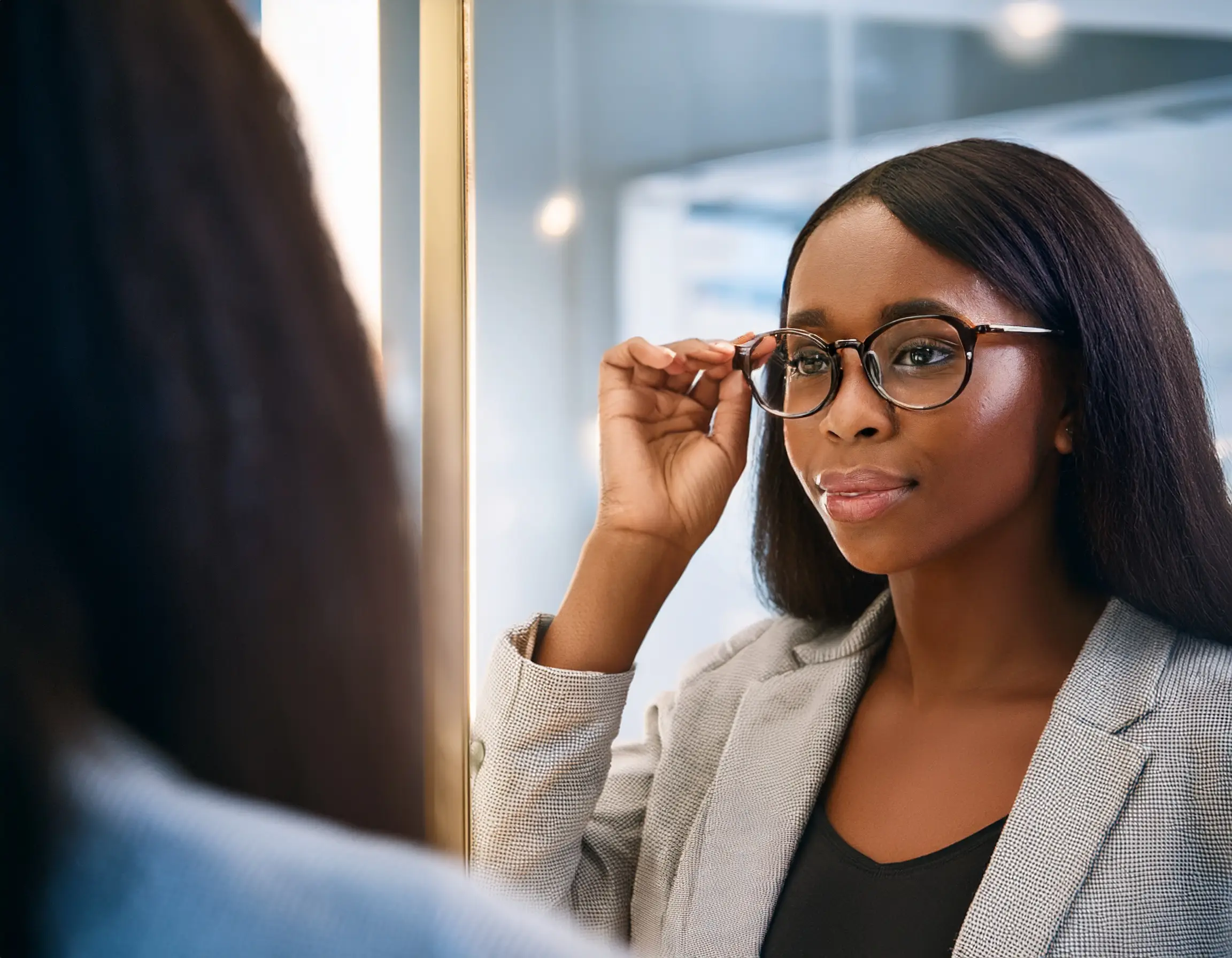 2 1 Find the Perfect Glasses To Enhance Your Features Effortlessly